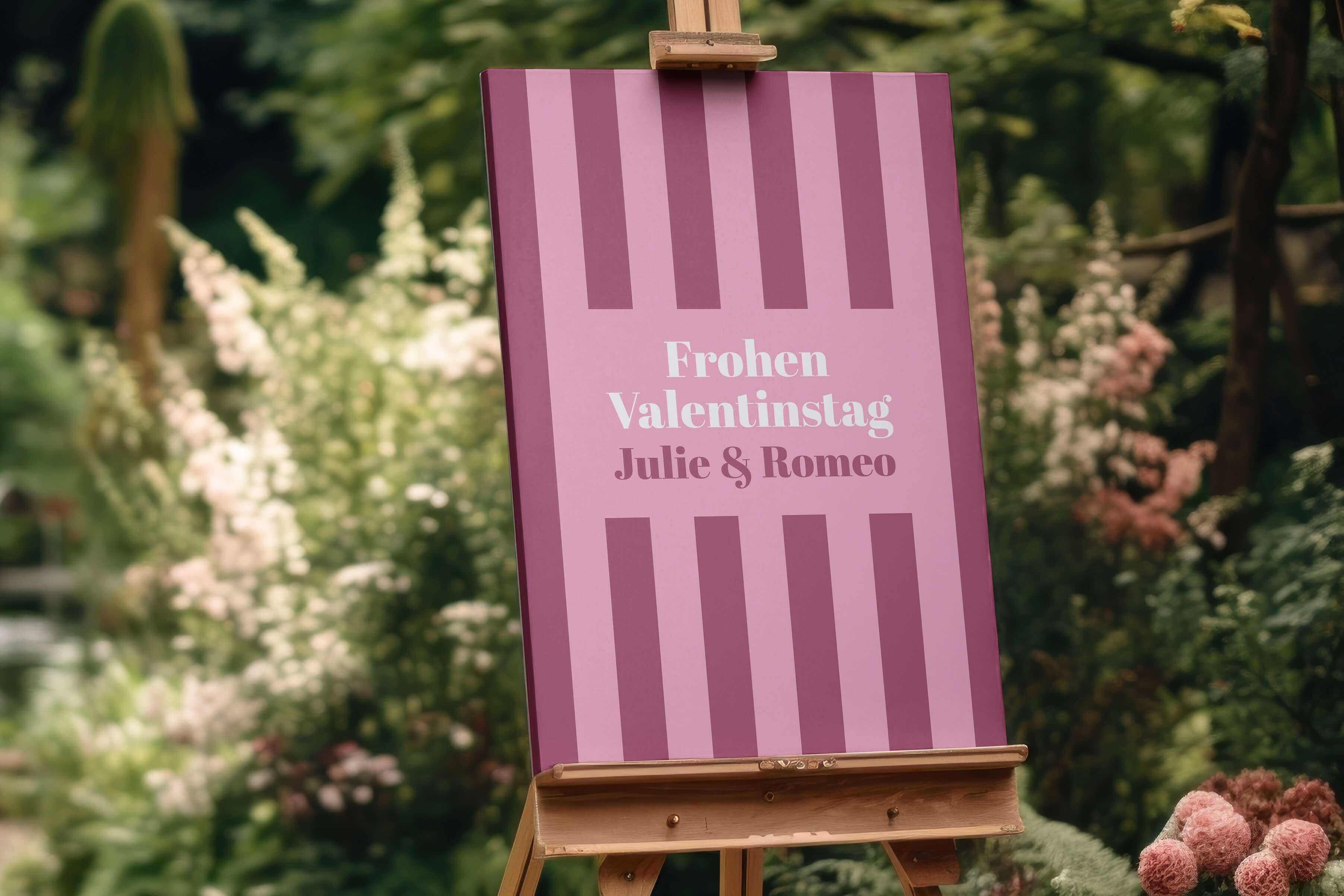 Valentinstag gestreiftes Design auf einem Schild